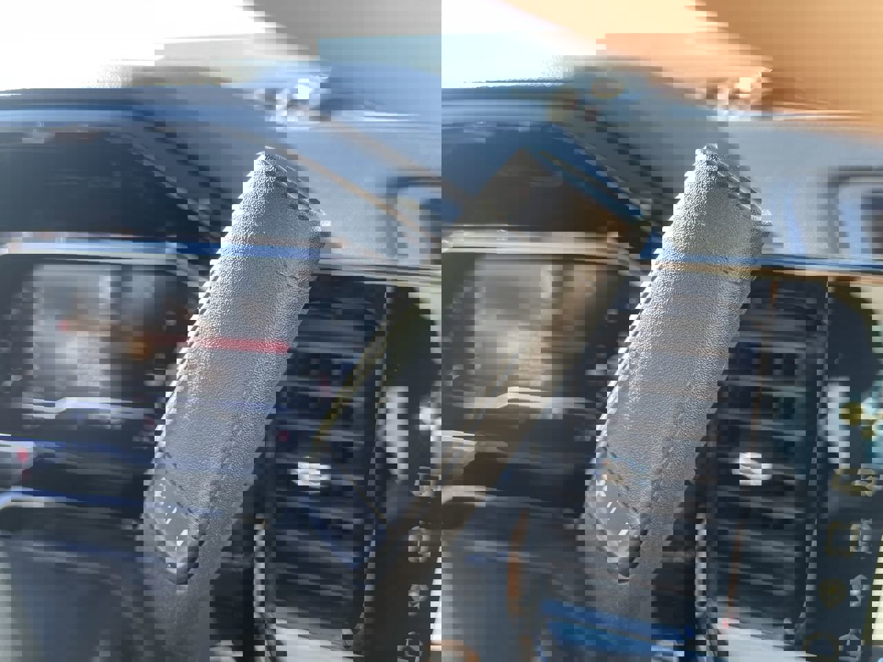 Certified 2024 GMC Sierra 1500 SLT image 16