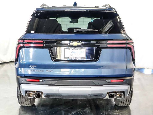 Used 2026 Chevrolet Traverse LT AWD/4WD image 8