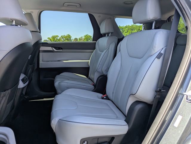 Used 2025 Hyundai Palisade SEL image 14