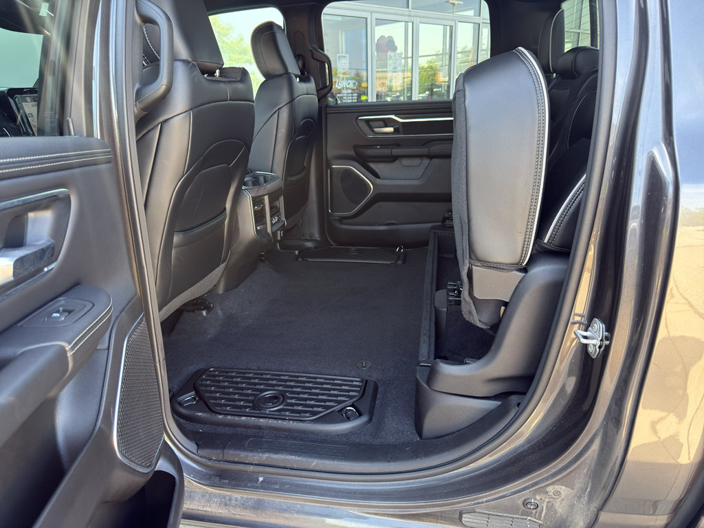 Used 2026 RAM 1500 Laramie AWD/4WD image 32