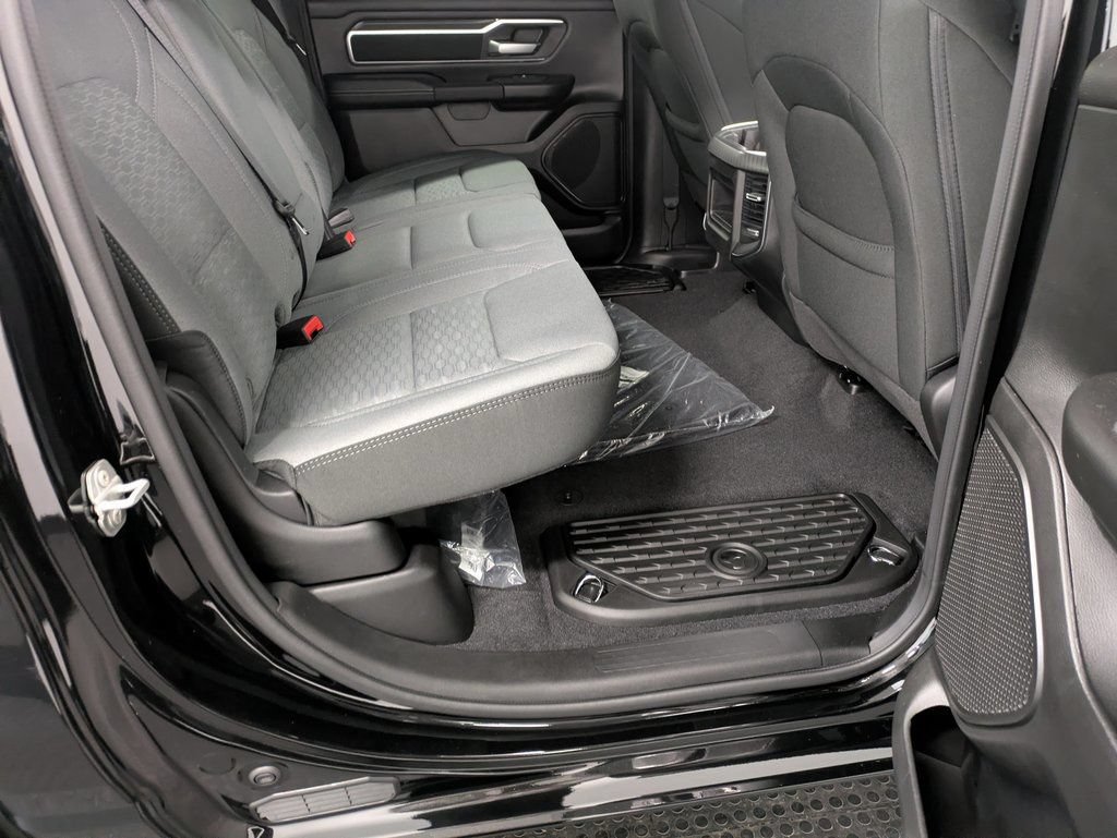 Used 2025 RAM 1500 Big Horn AWD/4WD image 29