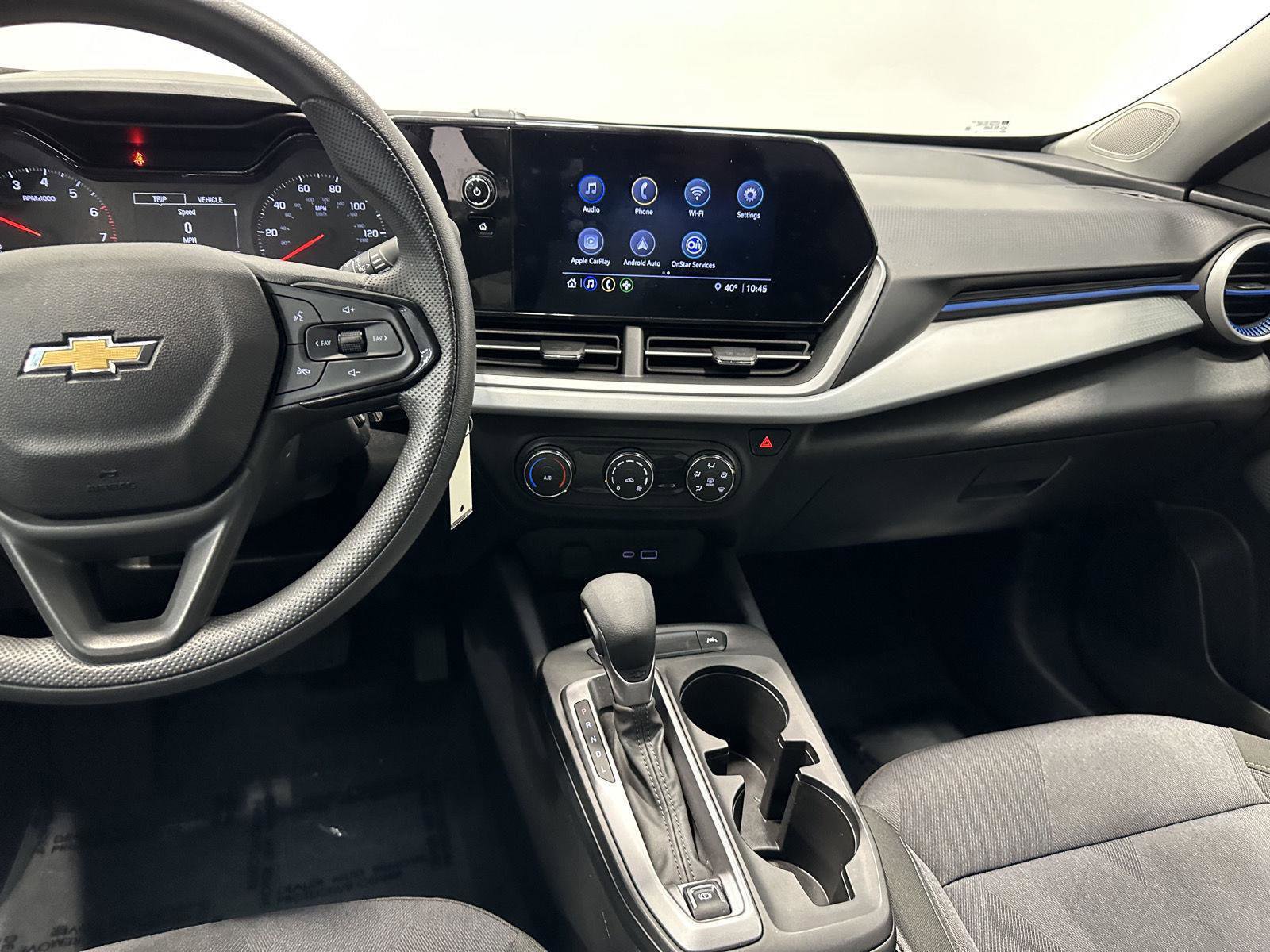 Used 2025 Chevrolet Trax LS FWD image 21