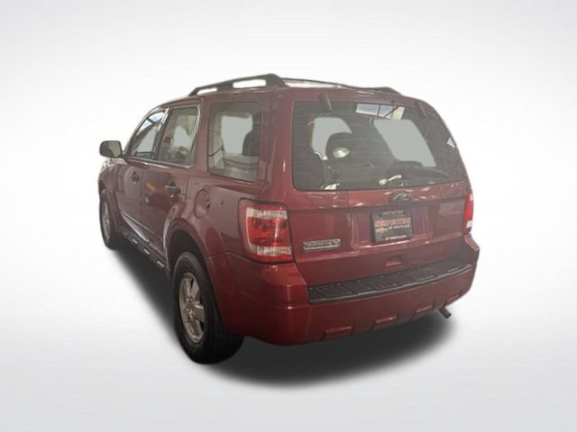 Used 2010 Ford Escape XLS FWD image 5