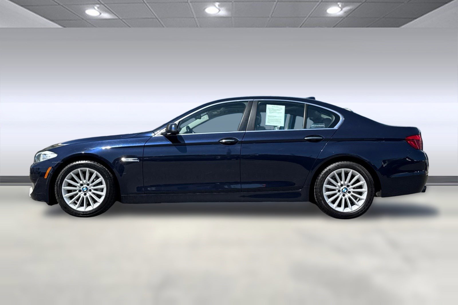 Used 2013 BMW 535i Sedan image 2