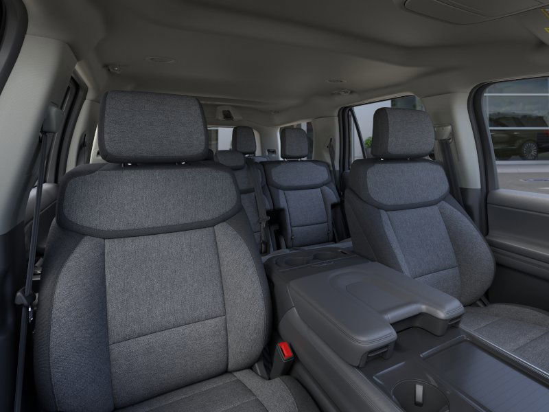 New 2026 Ford Expedition Active image 10