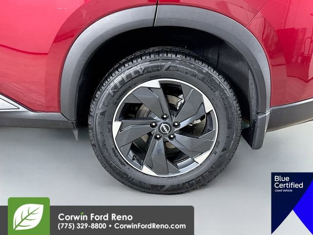 Used 2024 Nissan Rogue SV image 33