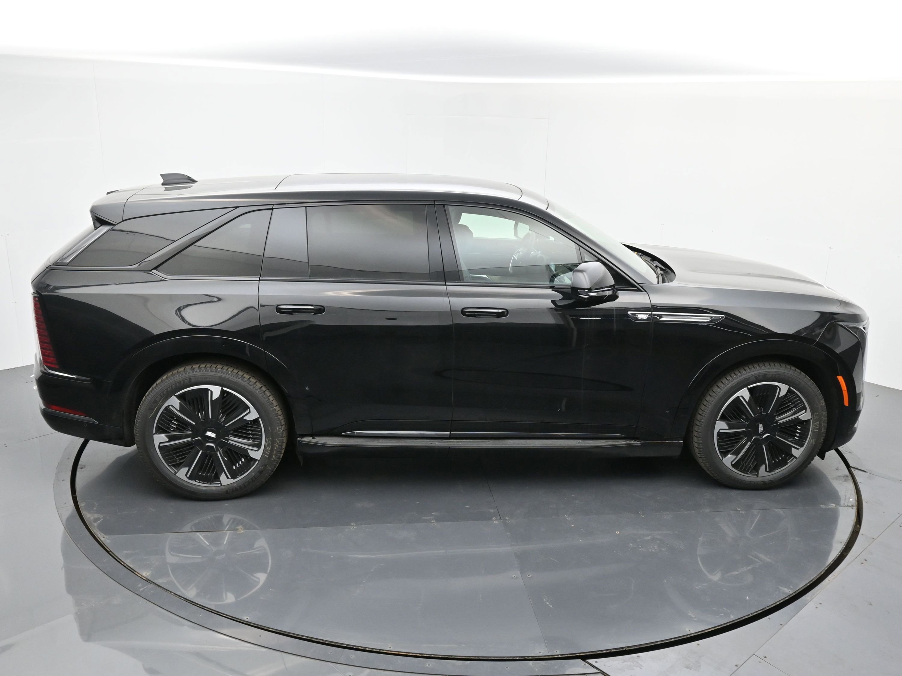 New 2025 Cadillac Escalade IQ Sport 2 image 27