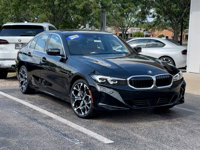 New 2025 BMW 330i xDrive Sedan w/ Convenience Package AWD/4WD image 25