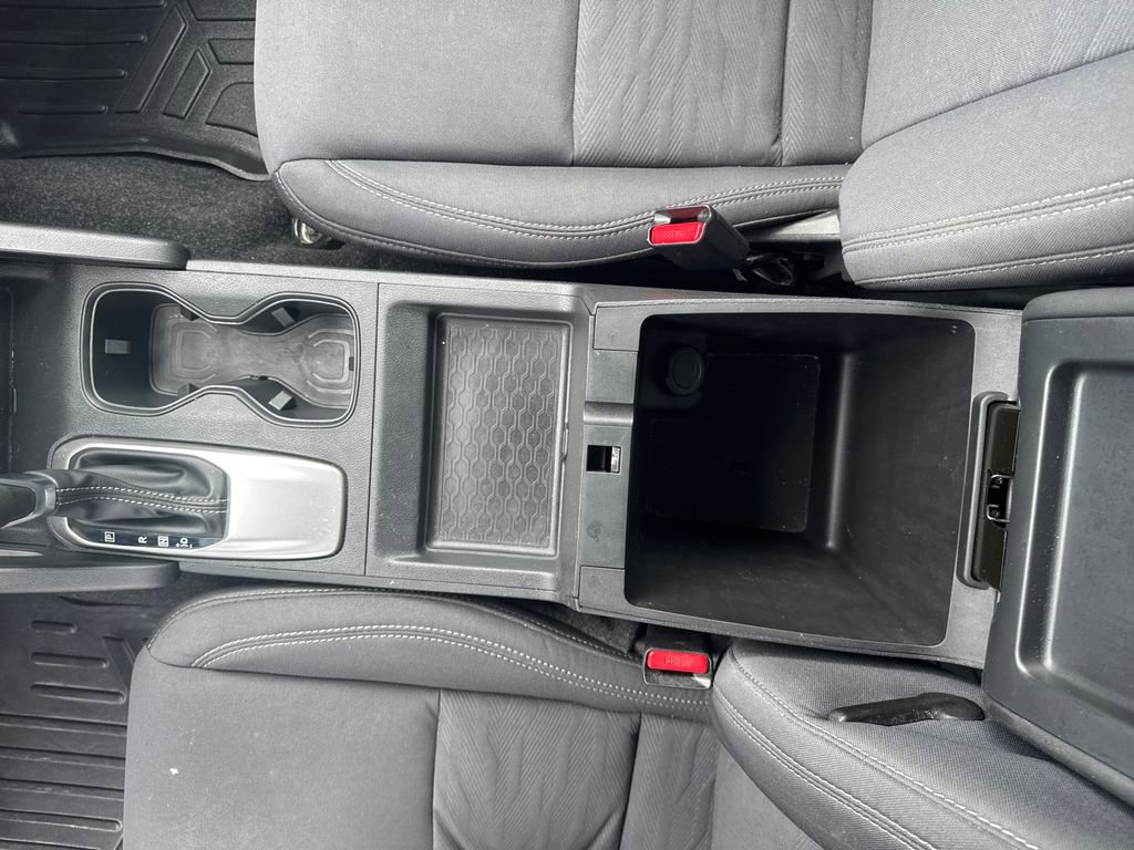 Used 2022 Nissan Frontier SV w/ Technology Package RWD image 24