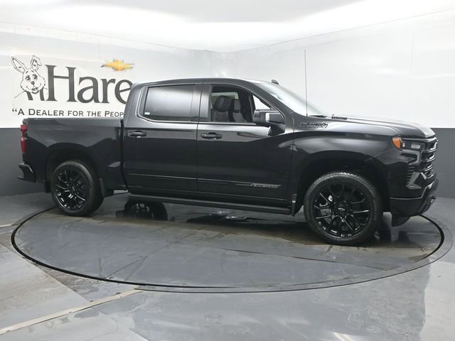 New 2026 Chevrolet Silverado 1500 High Country w/ High Country Premium Package AWD/4WD image 1