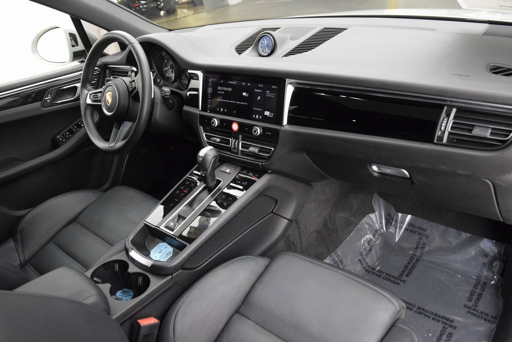 Used 2023 Porsche Macan S image 15