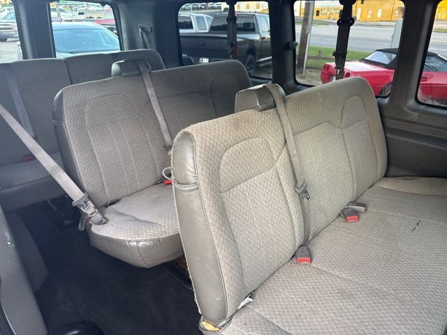 Used 2019 Chevrolet Express 3500 LT w/ LT Preferred Equipment Group image 11