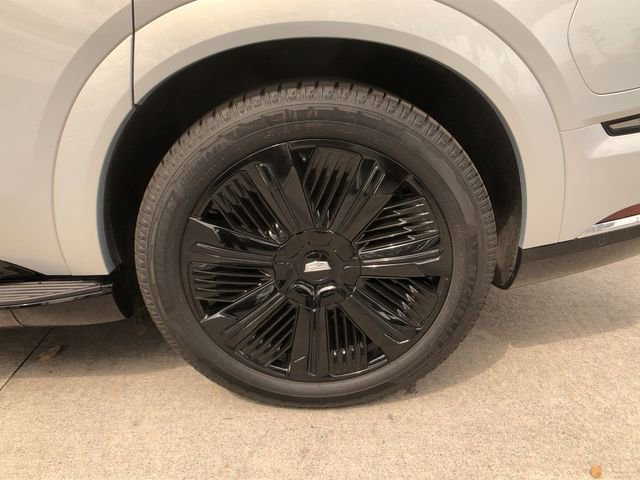 New 2025 Cadillac Escalade IQ Luxury 2 image 2