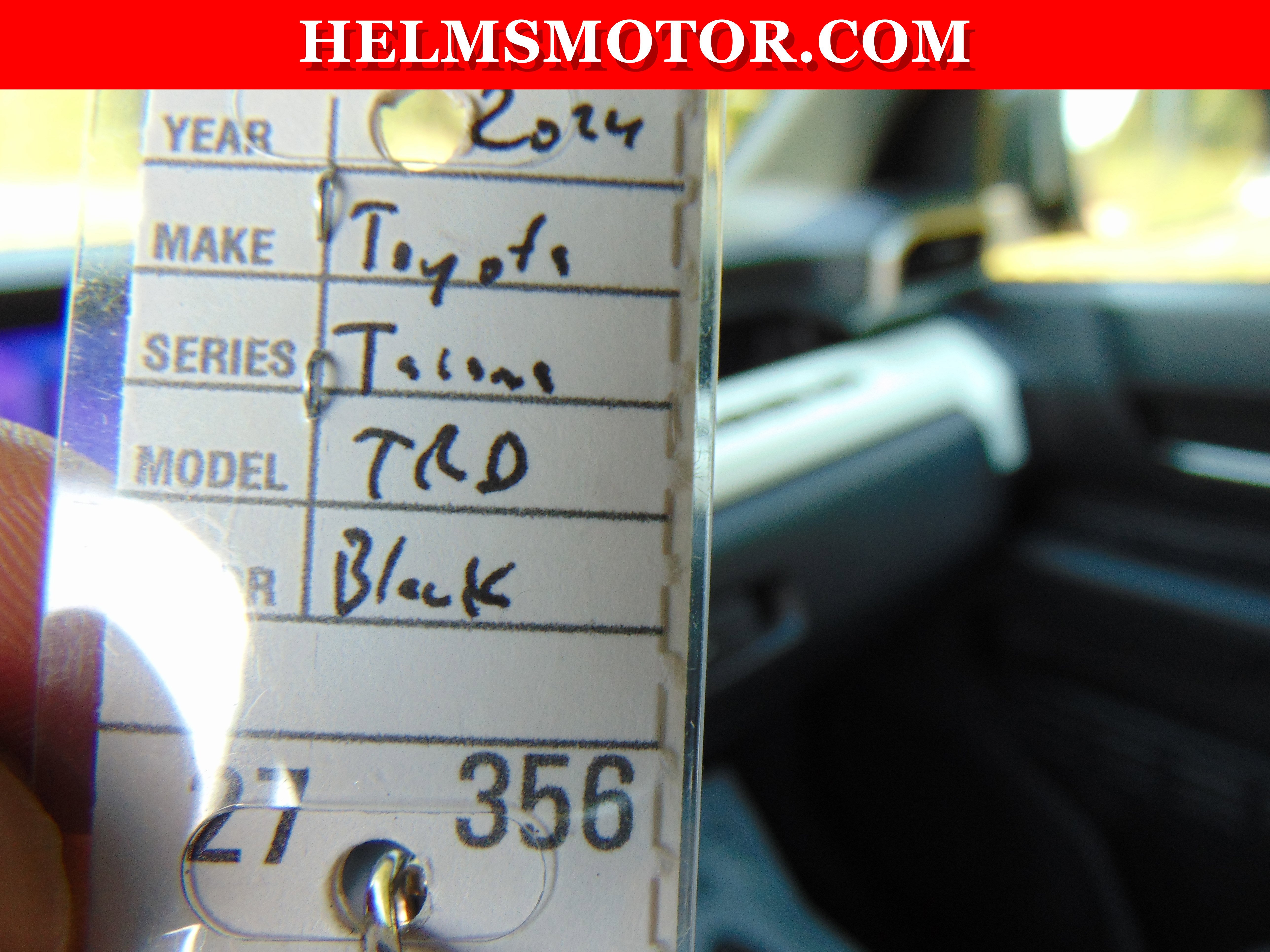 Used 2024 Toyota Tacoma TRD Off-Road image 30