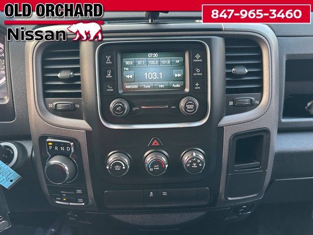 Used 2018 RAM 1500 Express w/ Black Ram 1500 Express Group AWD/4WD image 13