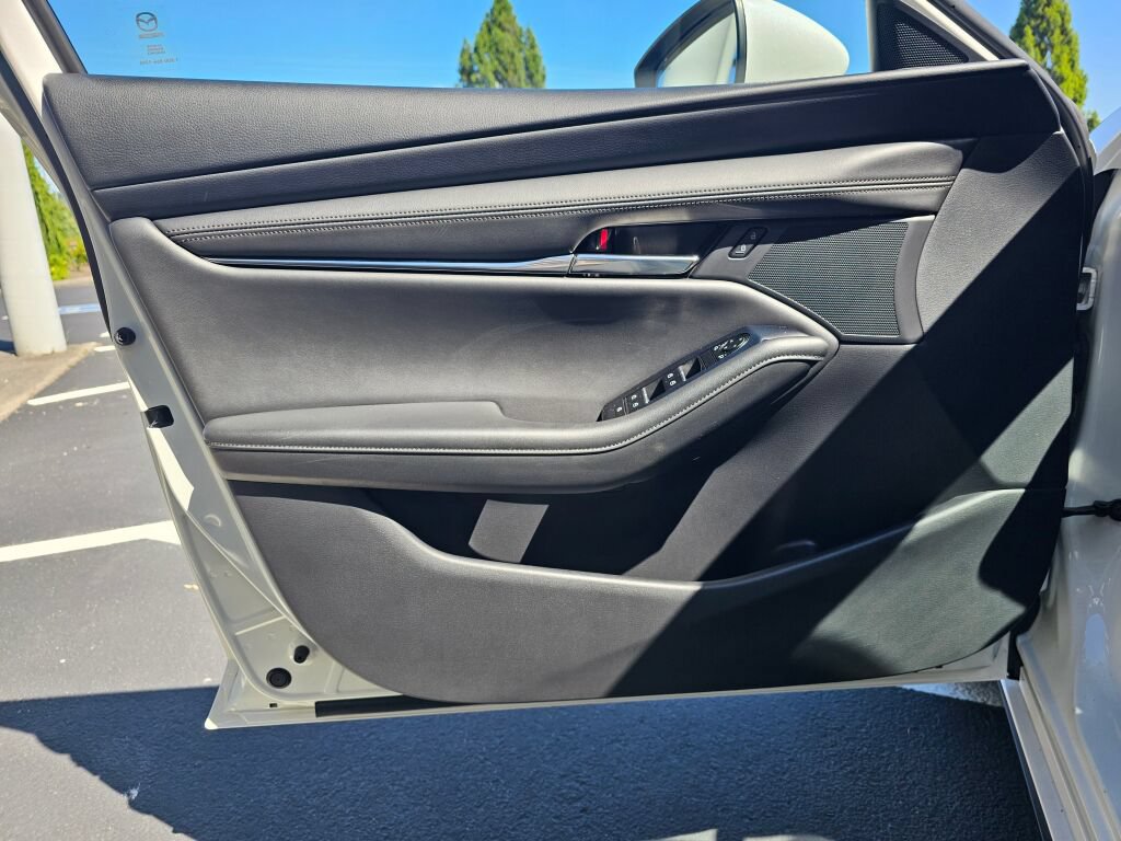 Used 2022 MAZDA MAZDA3 s AWD/4WD image 19