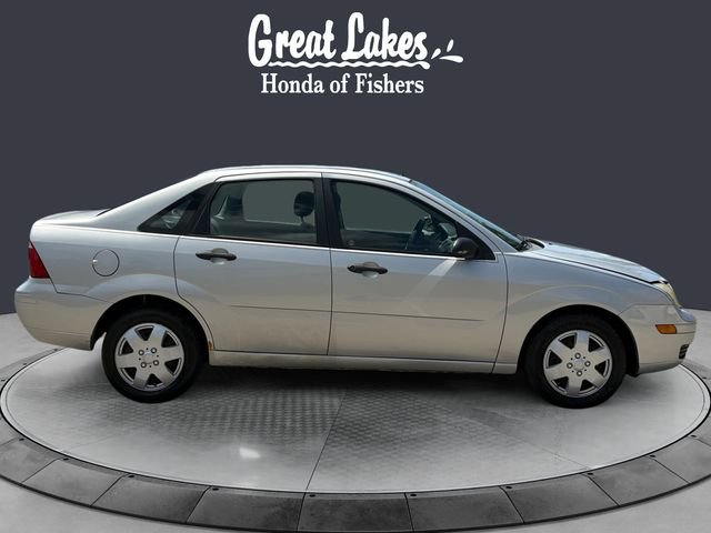Used 2006 Ford Focus ZX4 Sedan FWD image 6