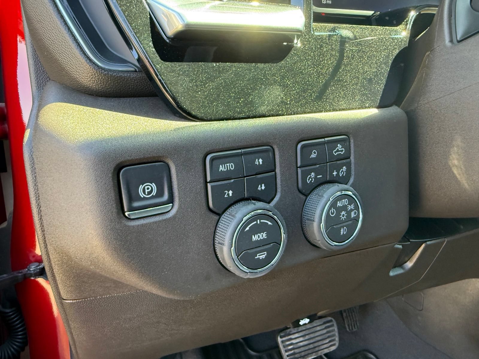 New 2026 Chevrolet Silverado 3500 LTZ w/ LTZ Convenience Package AWD/4WD image 17