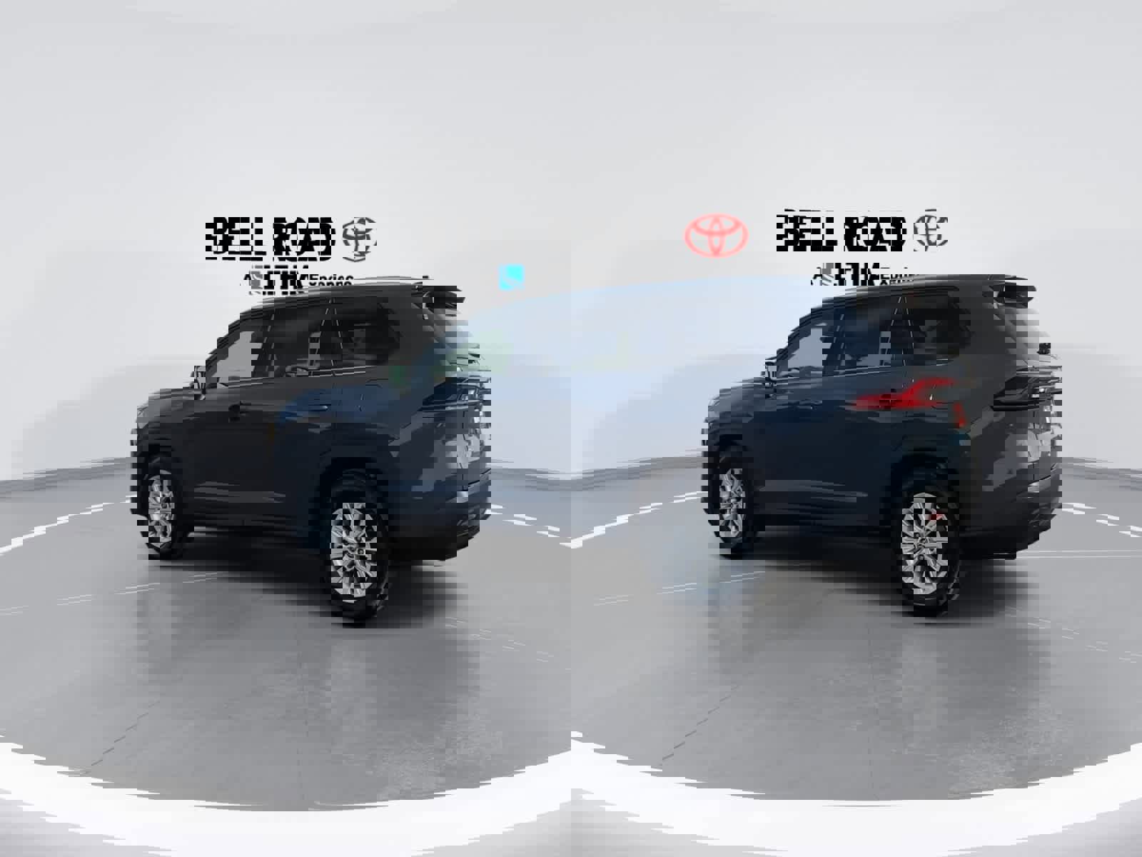 Used 2025 Toyota Grand Highlander AWD image 6