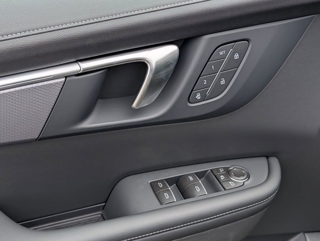 New 2026 Buick Enclave Sport Touring w/ Power Package image 10