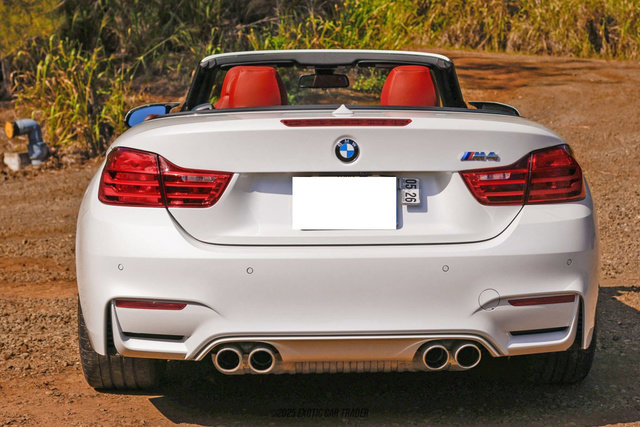 Used 2015 BMW M4 Convertible image 7