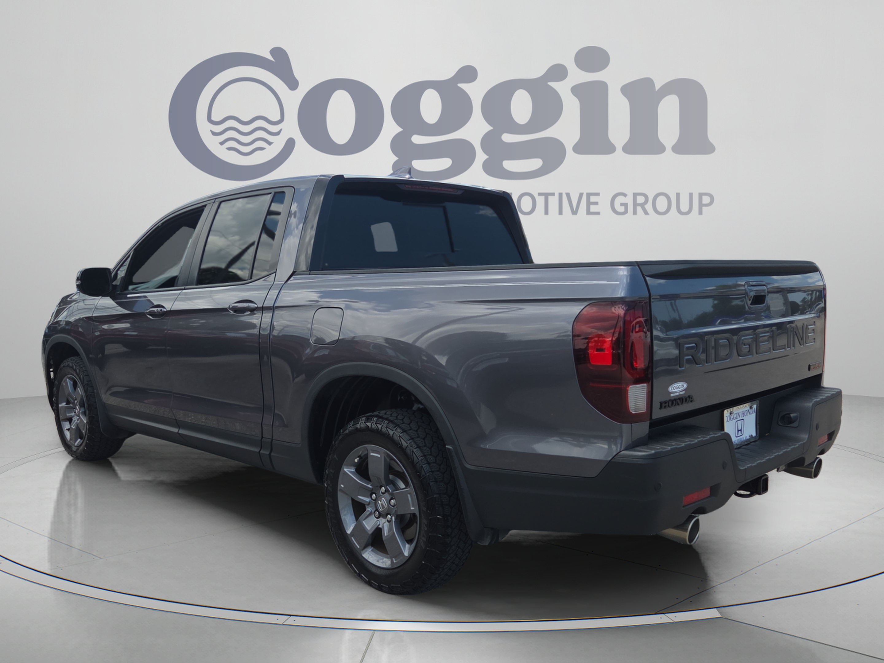 Certified 2024 Honda Ridgeline TrailSport image 3