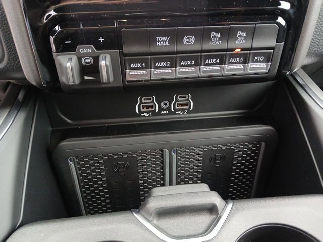 New 2026 RAM 4500 Laramie w/ Laramie Trim Package image 40