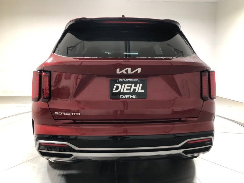 Certified 2023 Kia Sorento S image 6