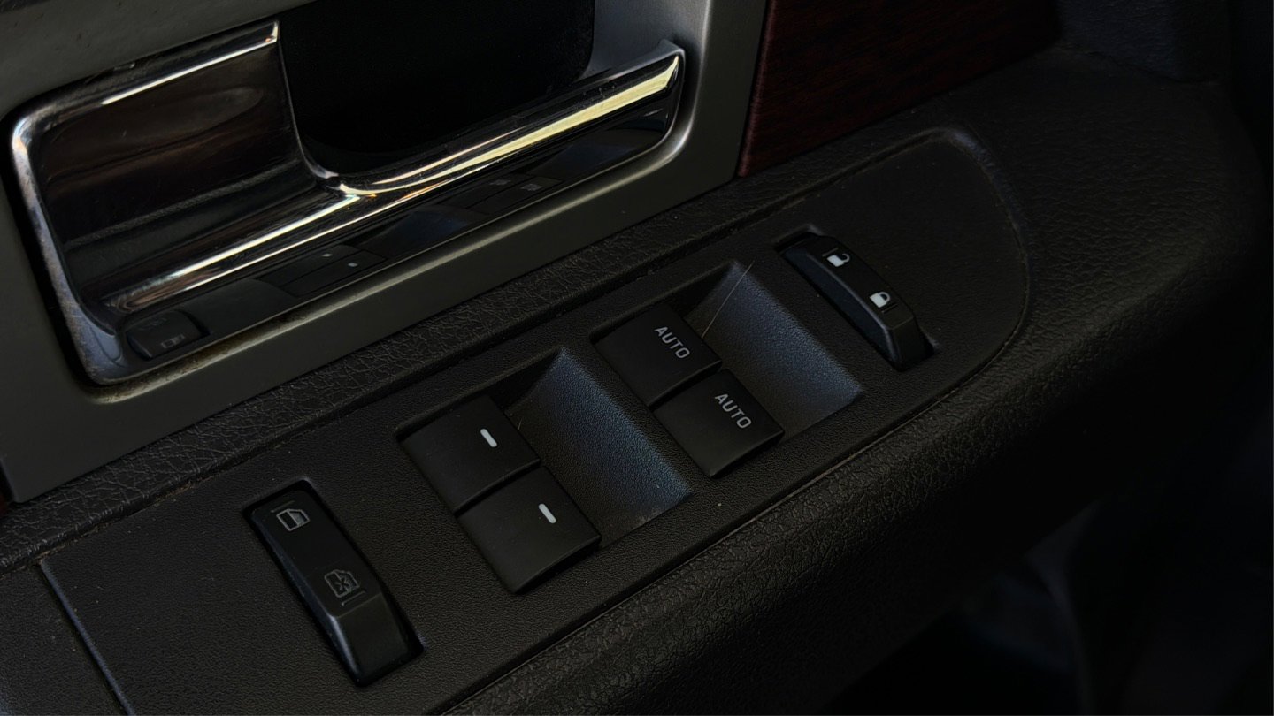 Used 2014 Ford F150 King Ranch w/ King Ranch Luxury Package AWD/4WD image 45