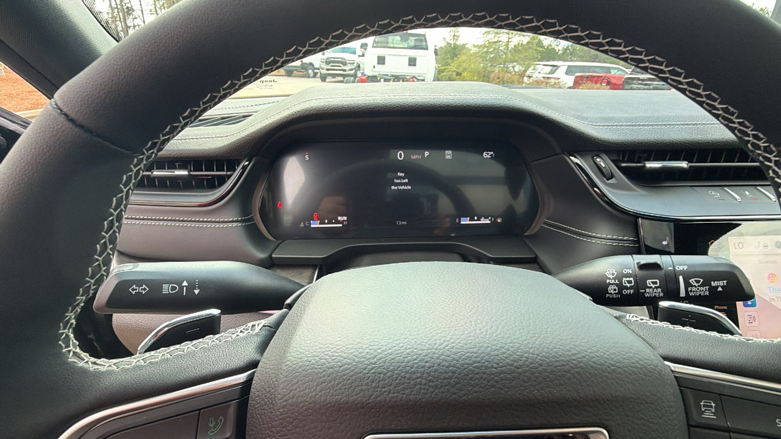 New 2026 Jeep Grand Cherokee L Limited w/ Limited Altitude Package AWD/4WD image 27