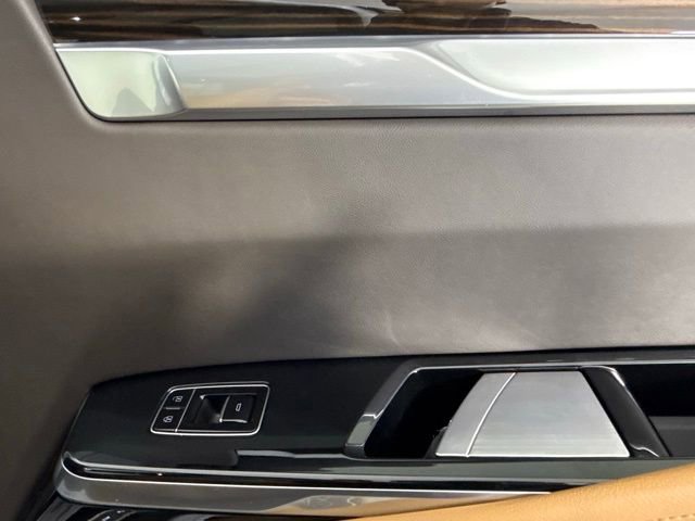 New 2026 Cadillac Escalade Luxury w/ Touring Package image 37