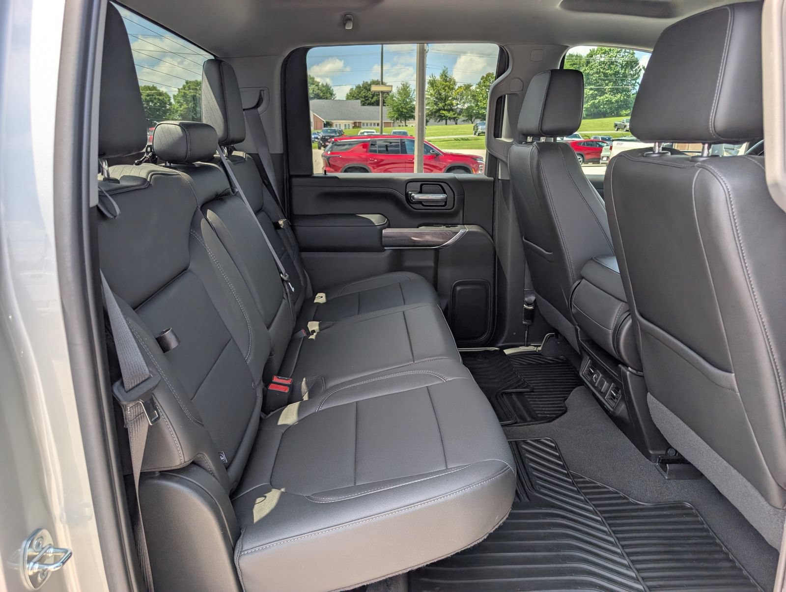 Used 2022 Chevrolet Silverado 2500 LTZ w/ Z71 Off-Road Package AWD/4WD image 14