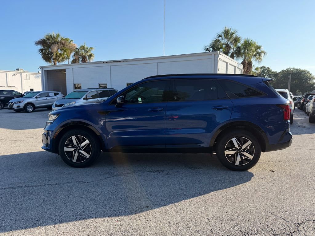 Certified 2023 Kia Sorento S w/ Panoramic Sunroof Package FWD image 8