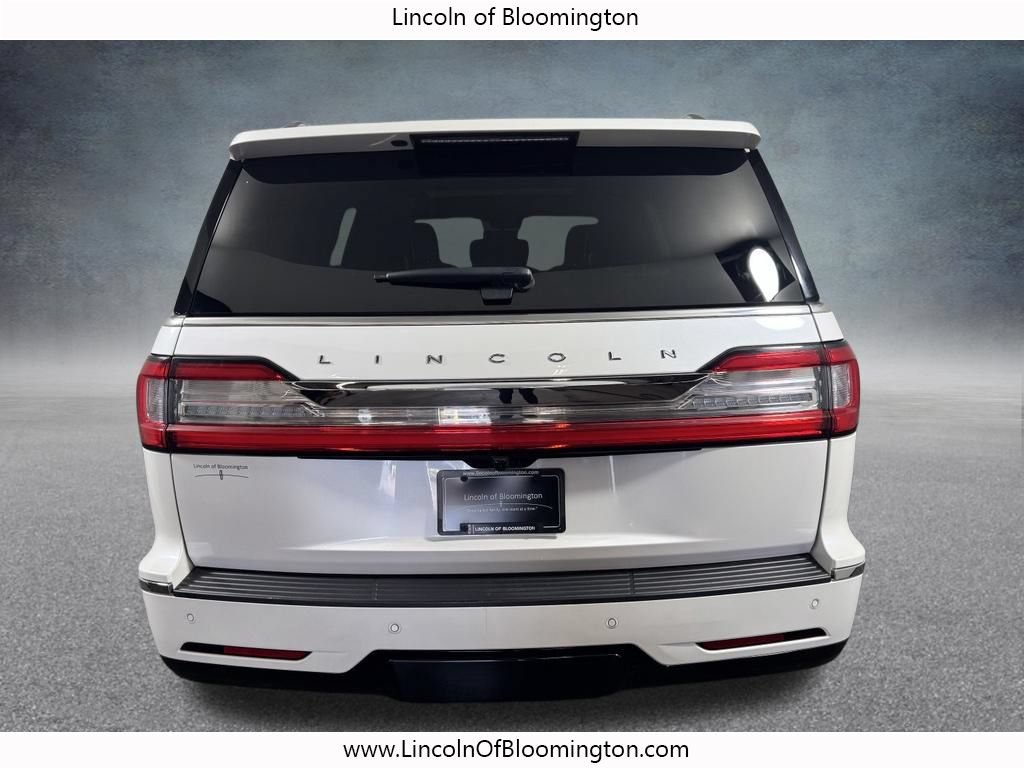 Used 2019 Lincoln Navigator Reserve AWD/4WD image 5
