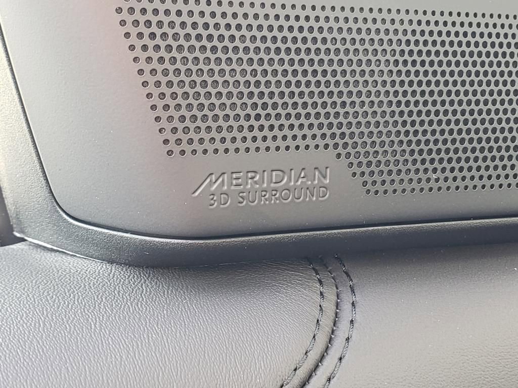 New 2026 Land Rover Range Rover SE image 20