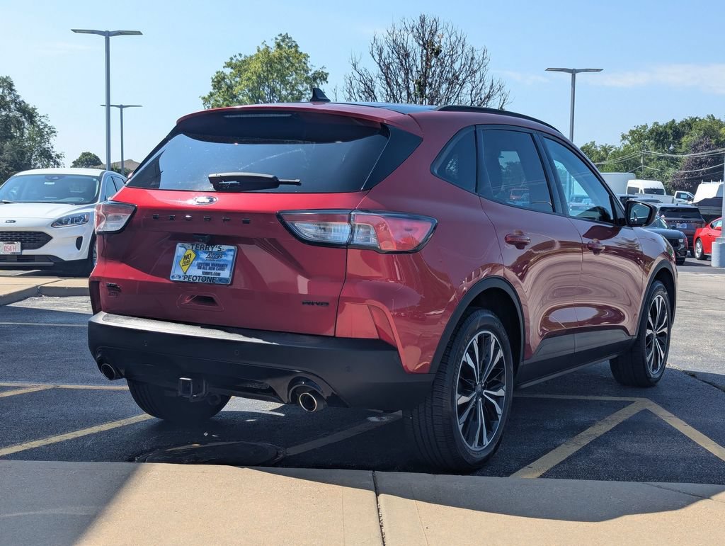 Used 2022 Ford Escape SEL w/ SEL Stealth AWD Package image 3