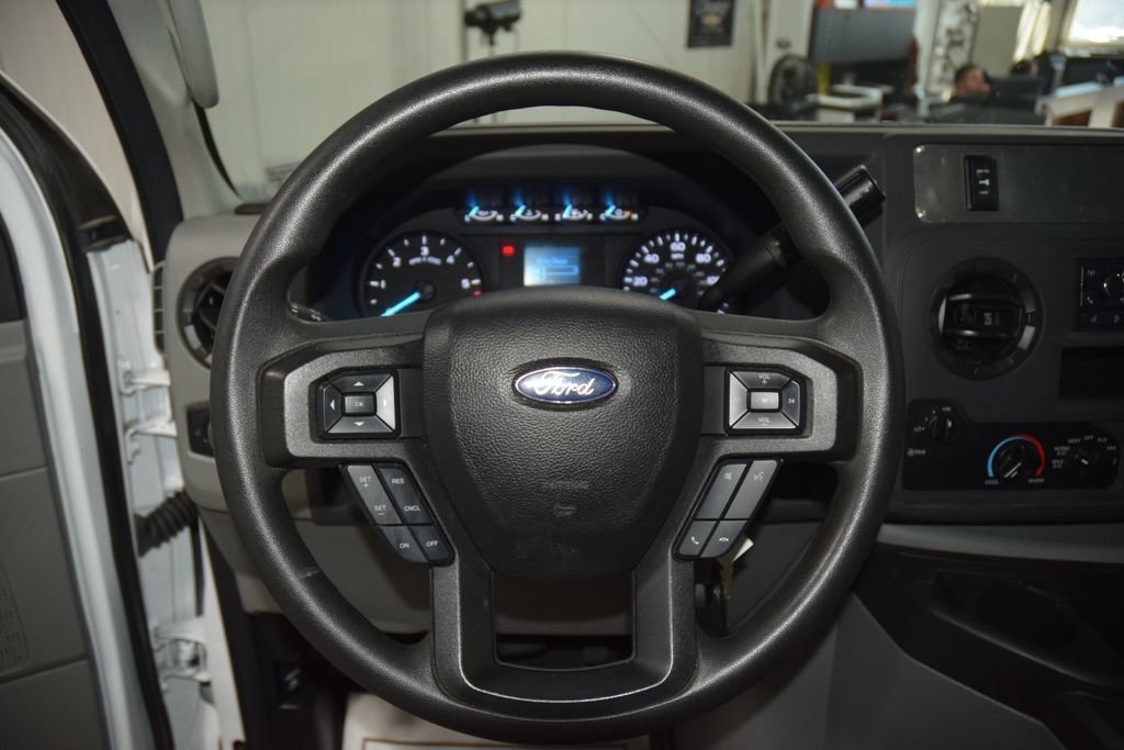 Used 2023 Ford E-450 and Econoline 450 Super Duty w/ Power Windows & Locks Group RWD image 23