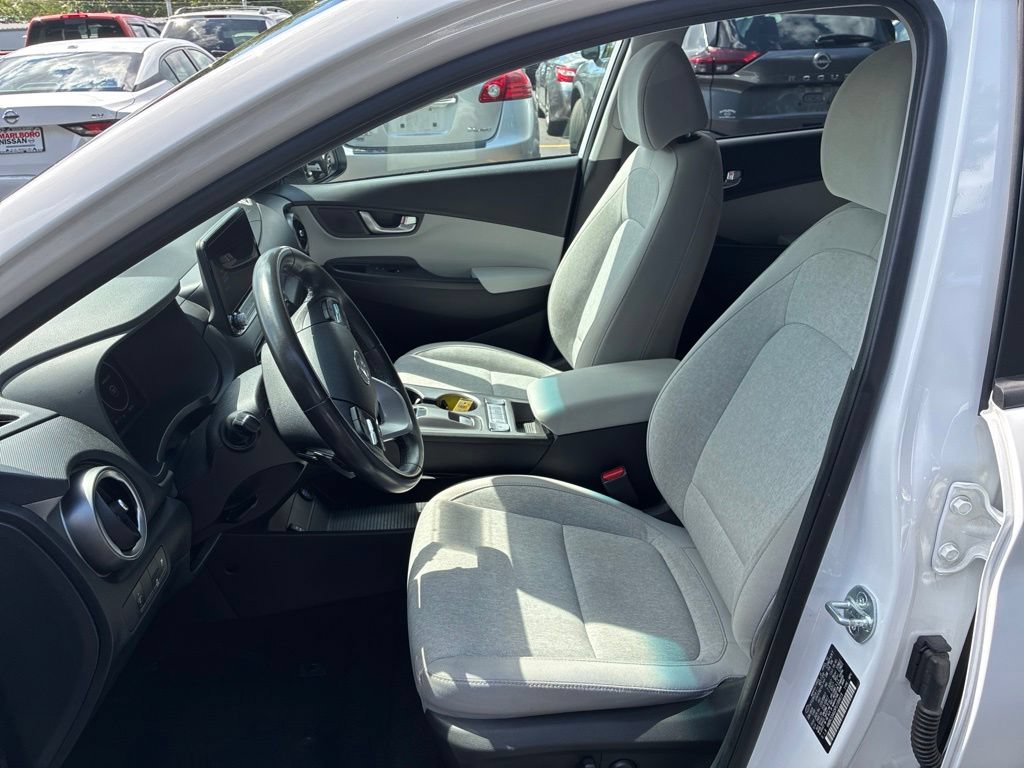 Used 2023 Hyundai Kona SEL FWD image 15