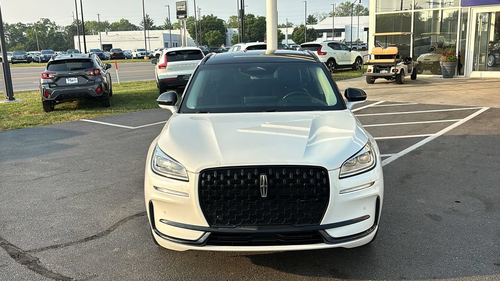 Used 2023 Lincoln Corsair Reserve w/ Equipment Group 202A AWD/4WD image 5