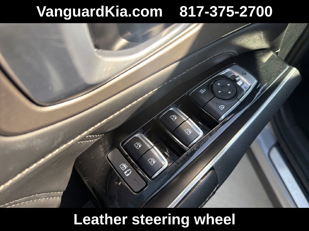 Used 2023 Kia Sorento SX AWD/4WD image 17