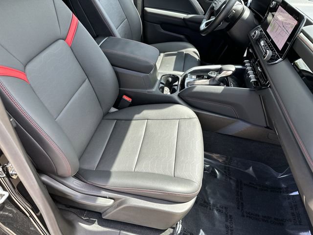 Certified 2025 Chevrolet Colorado Z71 w/ Z71 Convenience Package 2 AWD/4WD image 28