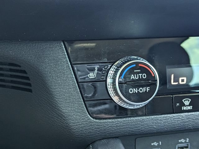 Used 2023 Mitsubishi Outlander SE FWD image 30