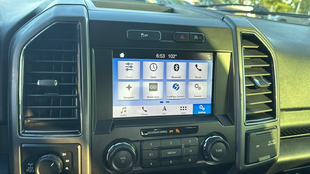 Used 2019 Ford F150 XLT w/ Equipment Group 302A Luxury AWD/4WD image 21