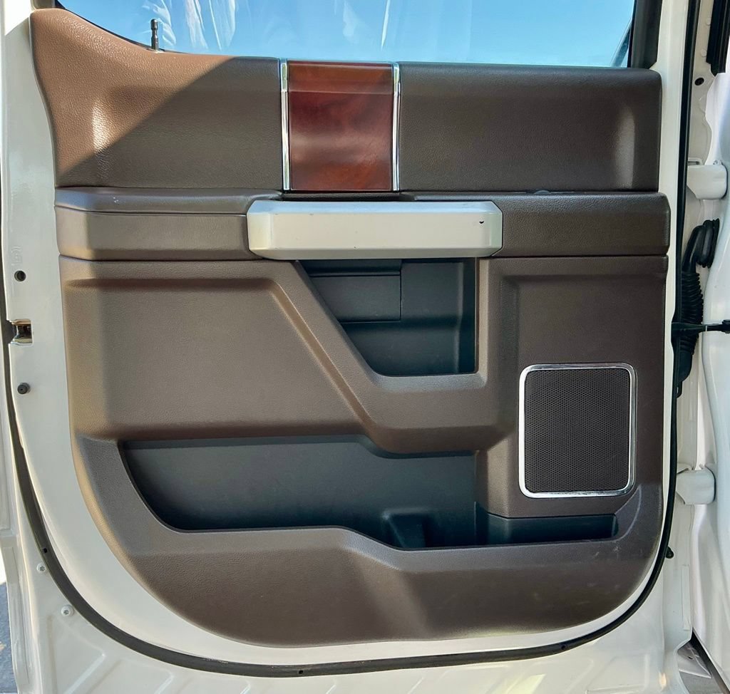 Used 2018 Ford F350 King Ranch w/ King Ranch Ultimate Package AWD/4WD image 31