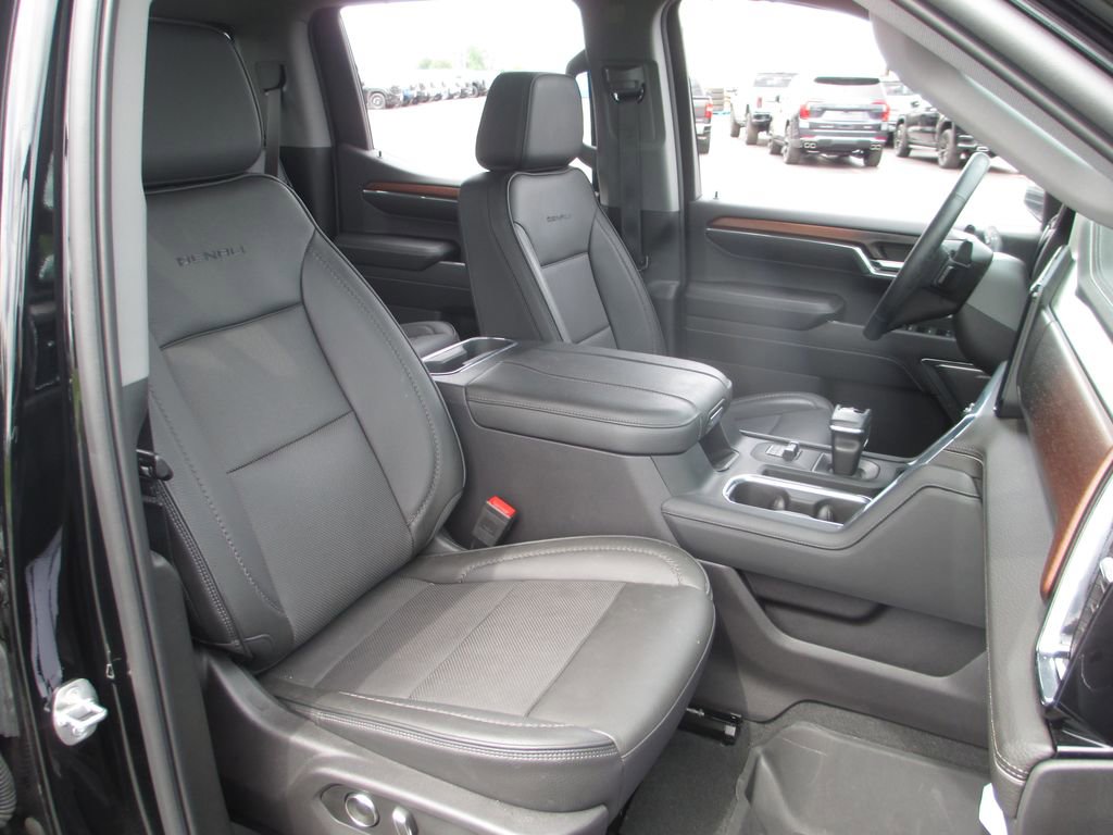 Used 2024 GMC Sierra 1500 Denali AWD/4WD image 22
