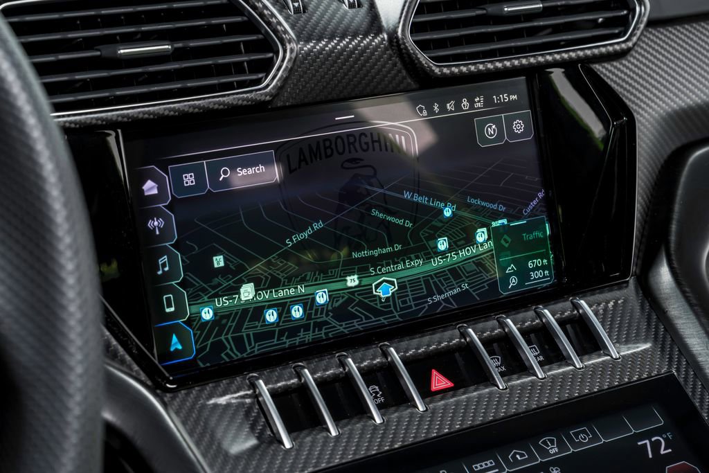 Used 2022 Lamborghini Urus AWD/4WD image 28