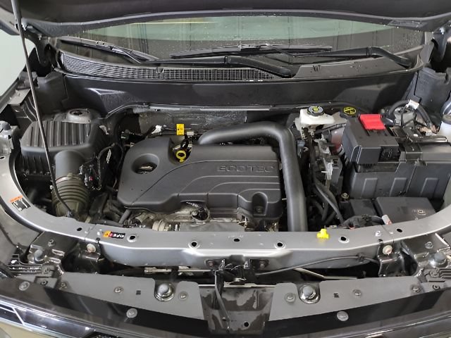 Used 2025 Chevrolet Equinox ACTIV w/ Safety and Technology Package AWD/4WD image 18