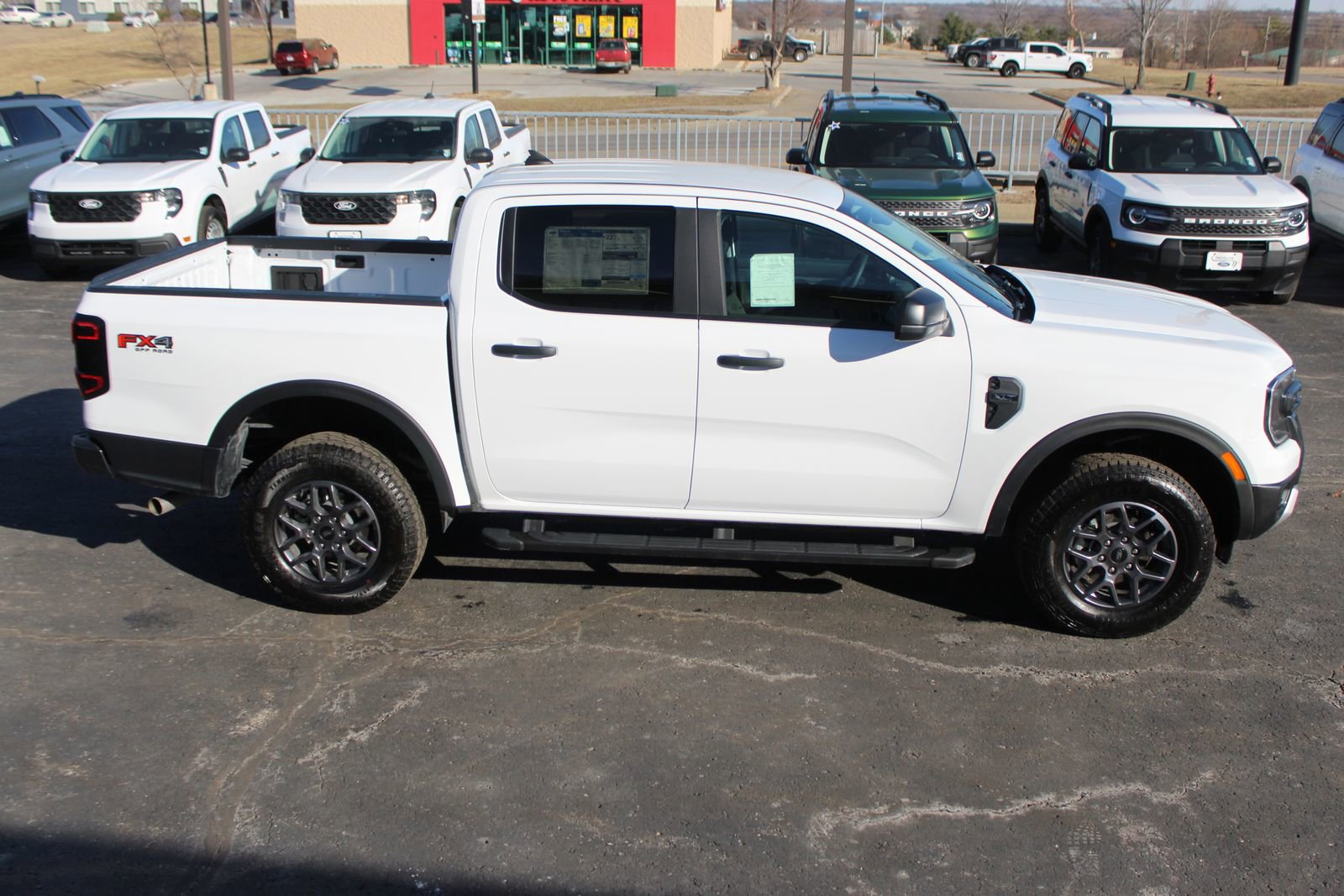 New 2025 Ford Ranger XLT w/ FX4 Off-Road Package image 9