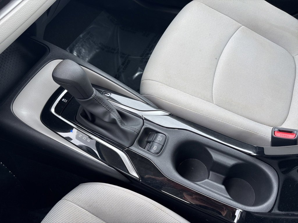 Used 2020 Toyota Corolla LE image 17