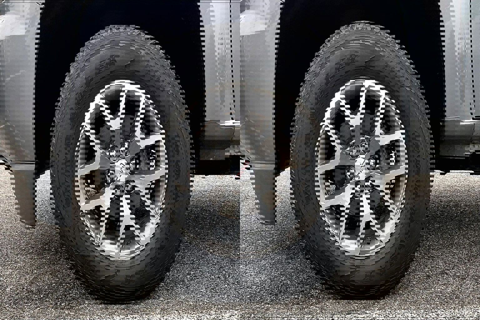 Used 2019 GMC Canyon All Terrain w/ Trailering Package image 9